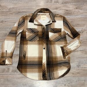 Women’s Plaid Button-Up Fleece